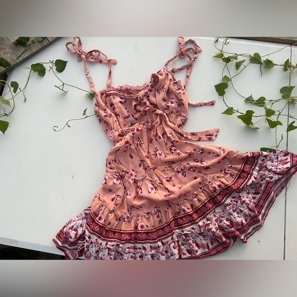 Floral Summer Dress - Picture 3 of 4